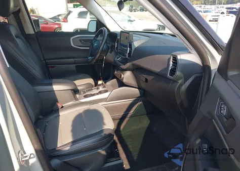 2022 Ford Bronco Sport Big Bend z USA, uszkodzony, nr VIN 3FMCR9B61NRE17977